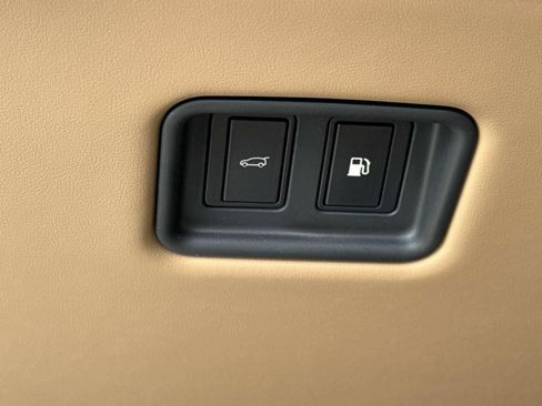 Used 2023 Land Rover Range Rover SE AWD/4WD image 21