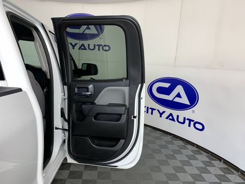 Used 2019 Chevrolet Silverado 2500 W/T AWD/4WD image 30