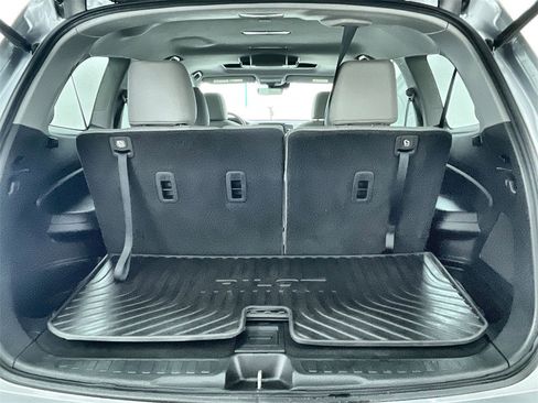Used 2020 Honda Pilot Touring image 32