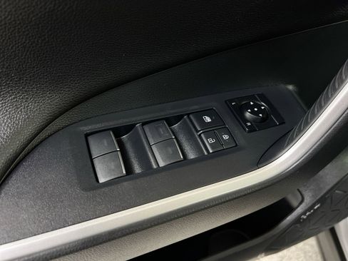 Used 2022 Toyota RAV4 XSE image 19