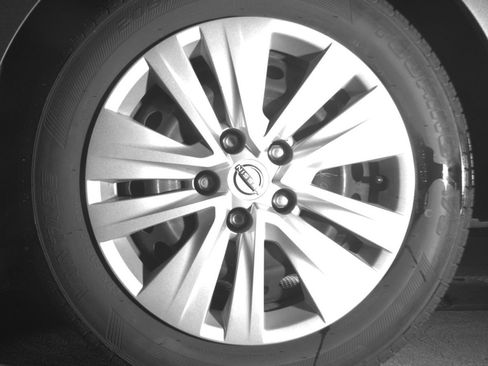 Used 2025 Nissan Sentra S FWD image 14
