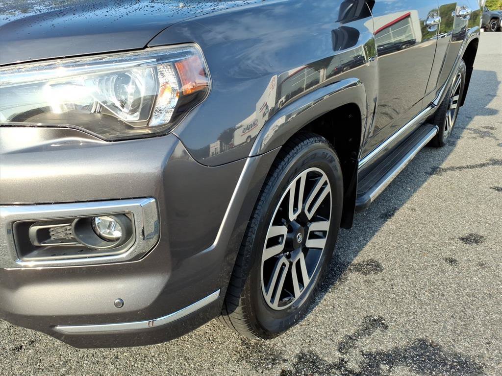 Used 2022 Toyota 4Runner Limited w/ Convenience Package (TMS) AWD/4WD image 8