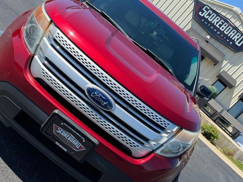 Used 2014 Ford Explorer XLT w/ Equipment Group 202A AWD/4WD image 9