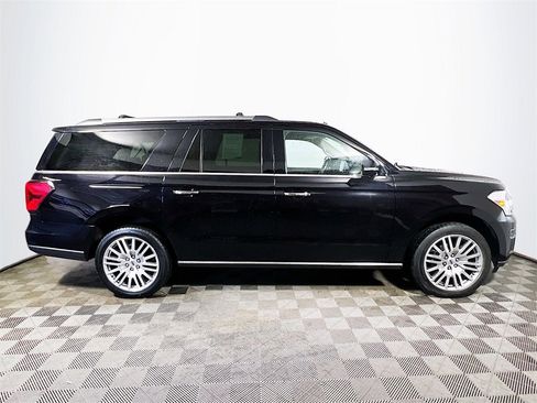 Used 2023 Ford Expedition Max Limited image 9