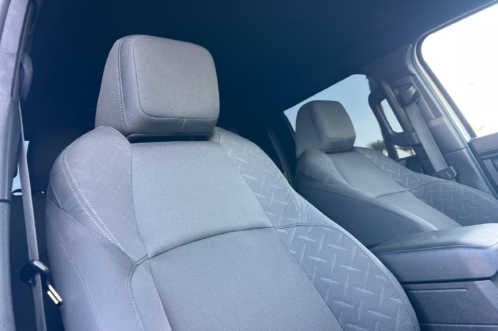 Certified 2025 Toyota Tacoma SR5 AWD/4WD image 20