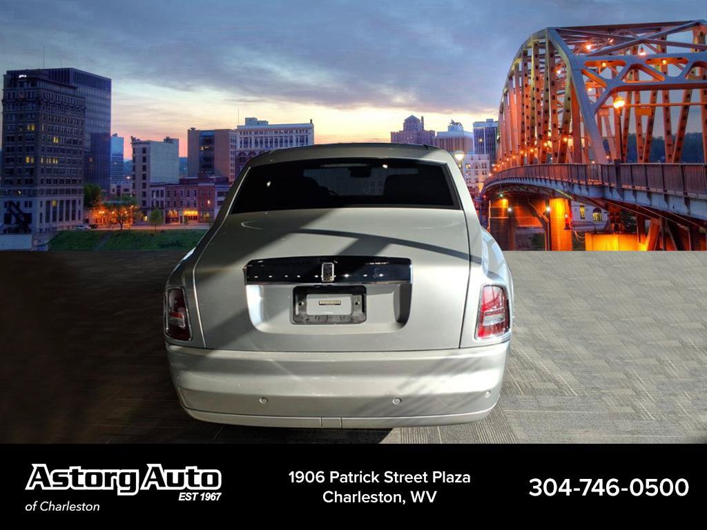 Used 2006 Rolls-Royce Phantom Sedan RWD image 4