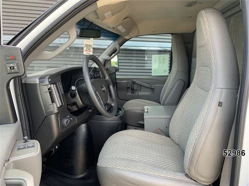 Used 2021 GMC Savana 3500 w/ Power Convenience Package RWD image 25