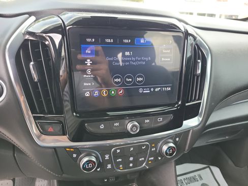 Used 2023 Chevrolet Traverse High Country w/ LPO, Floor Liner Package image 22