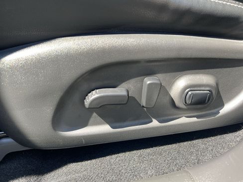 Used 2017 Nissan Pathfinder Platinum w/ Cargo Package AWD/4WD image 14