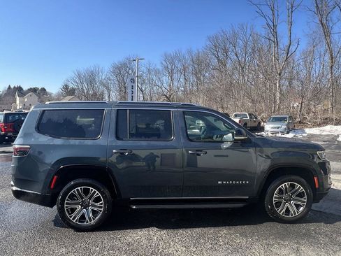 Certified 2025 Jeep Wagoneer 4DR 4WD image 2