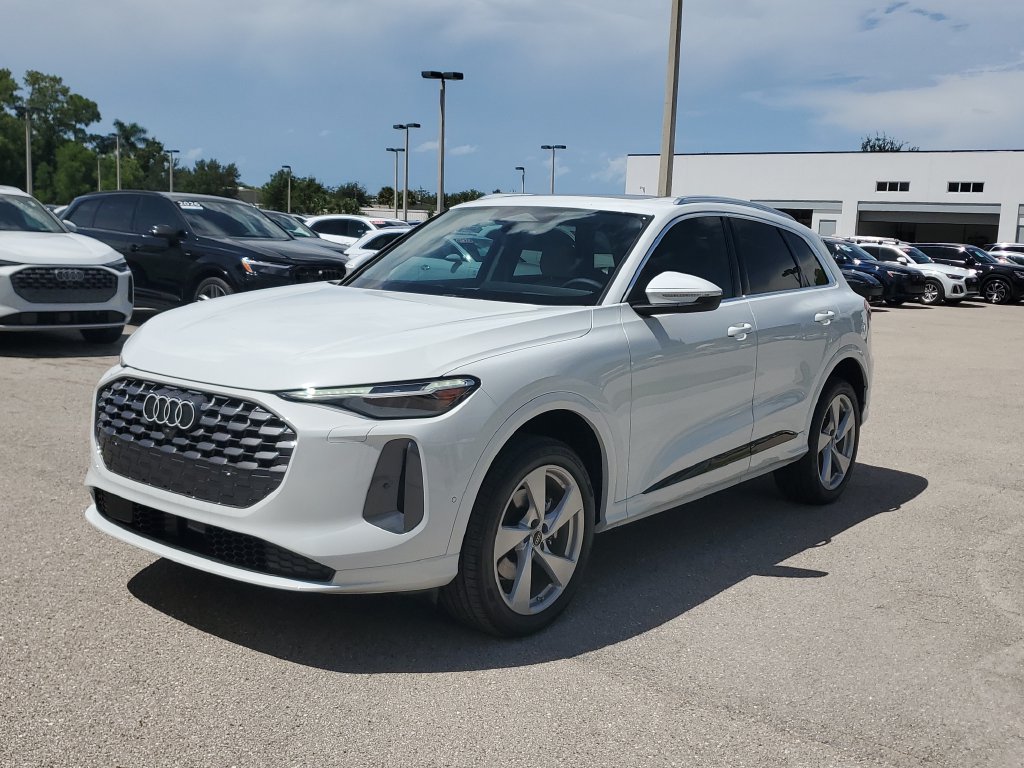 New 2026 Audi Q5 Premium Plus AWD/4WD image 9