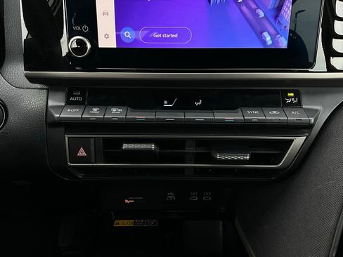 Used 2025 Toyota Camry LE image 26