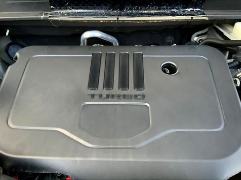 Certified 2023 GMC Acadia SLE w/ Driver Convenience Package image 28