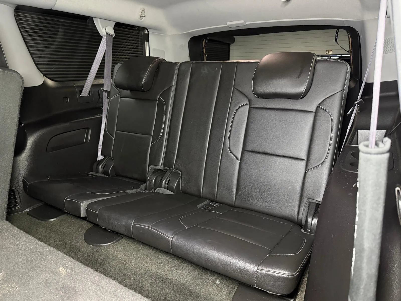 Used 2015 Chevrolet Suburban LT RWD image 18