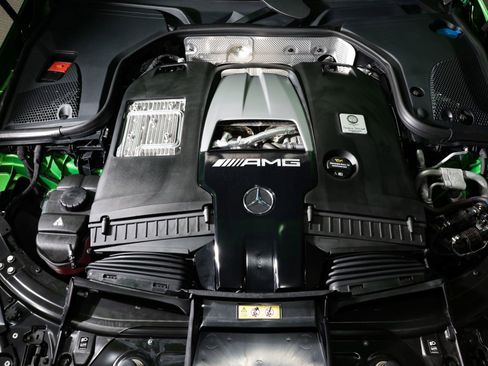 Used 2023 Mercedes-Benz AMG GT 63 S image 39