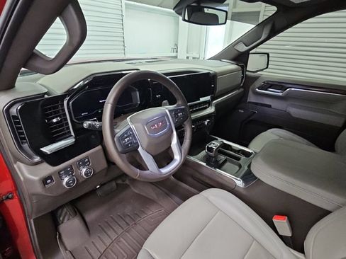 Used 2025 GMC Sierra 1500 SLT w/ SLT Premium Package AWD/4WD image 12
