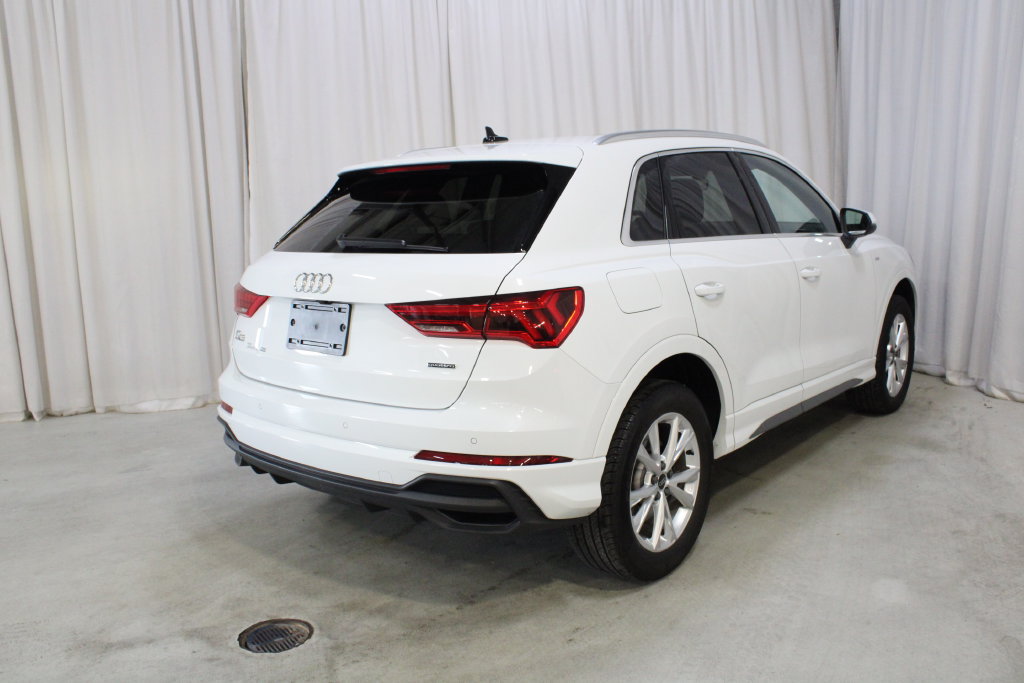 Used 2024 Audi Q3 2.0T Premium w/ Convenience Package AWD/4WD image 26