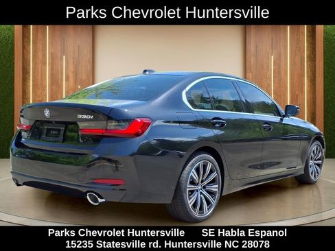 Used 2025 BMW 330i xDrive Sedan AWD/4WD image 33