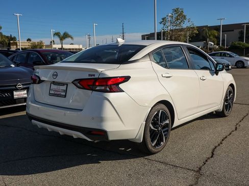 New 2025 Nissan Versa SR image 4