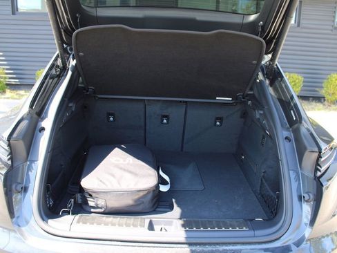 New 2024 Porsche Macan 4 Electric image 37