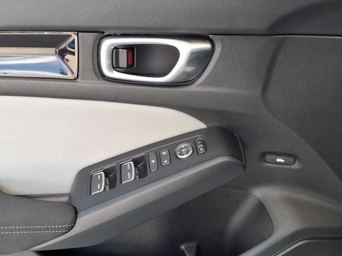 Certified 2026 Honda Civic FWD Hybrid Sedan image 31