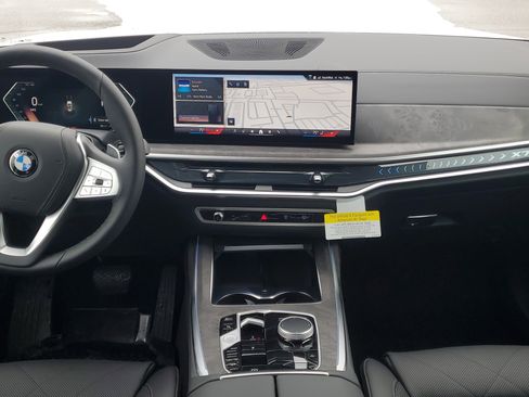 New 2026 BMW X7 xDrive40i w/ Premium Package image 22