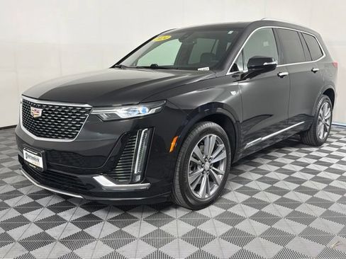 Used 2024 Cadillac XT6 Premium Luxury w/ LPO, Floor Liner Package FWD image 2