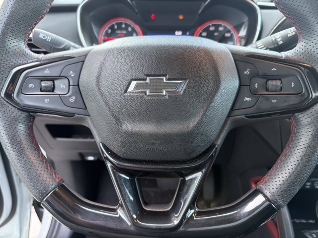 Used 2022 Chevrolet TrailBlazer RS w/ Technology Package FWD image 24