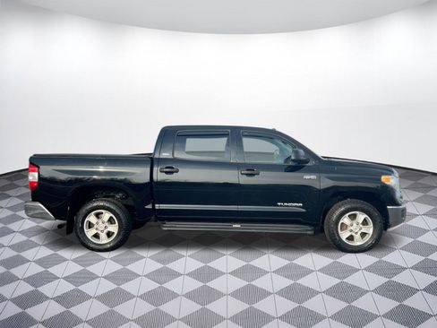 Used 2016 Toyota Tundra SR5 w/ SR5 Upgrade Package image 8