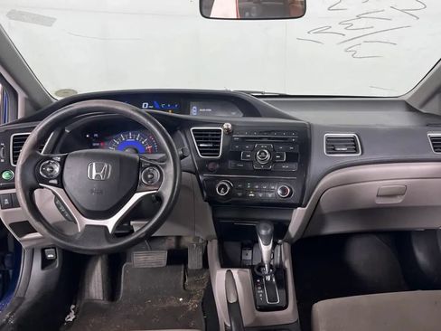 Used 2013 Honda Civic LX image 3