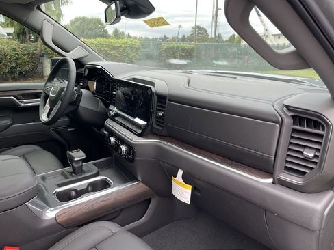 New 2025 GMC Sierra 1500 SLT w/ SLT Premium Plus Package image 30