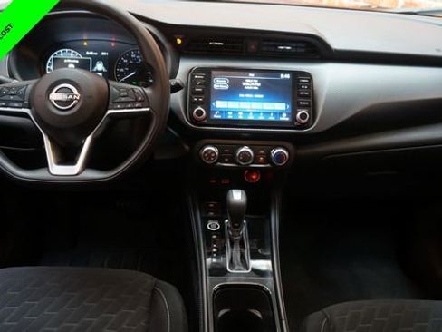 Certified 2023 Nissan Kicks SV FWD image 11
