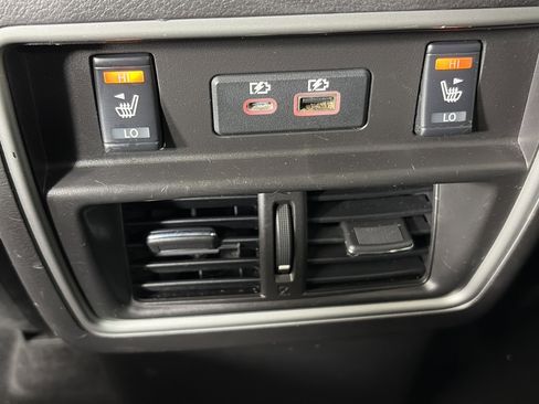 Used 2019 Nissan Murano Platinum image 18