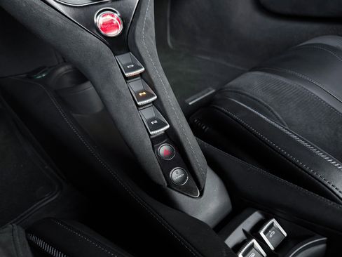 Used 2020 McLaren 720S Performance image 41