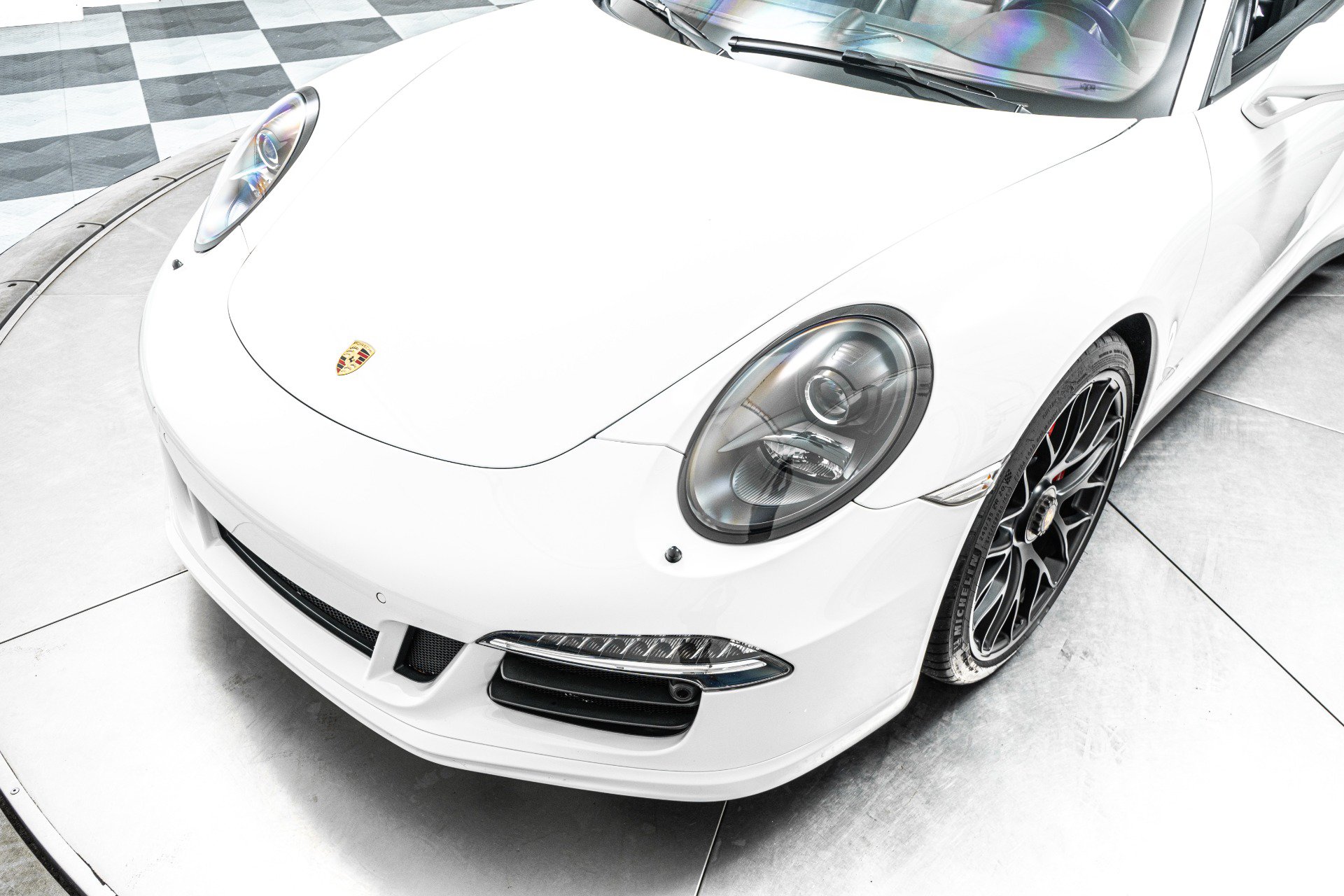 Used 2015 Porsche 911 Carrera GTS RWD image 36