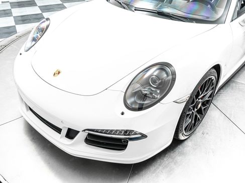 Used 2015 Porsche 911 Carrera GTS RWD image 36