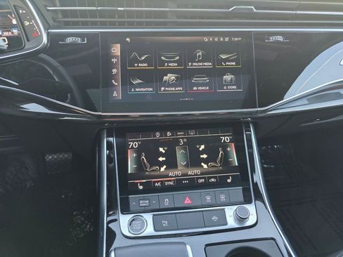 Used 2025 Audi Q7 3.0T Premium Plus image 10