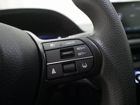 Certified 2023 Honda Accord EX image 18