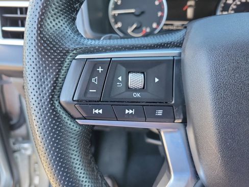 Used 2024 Mitsubishi Outlander SE image 36