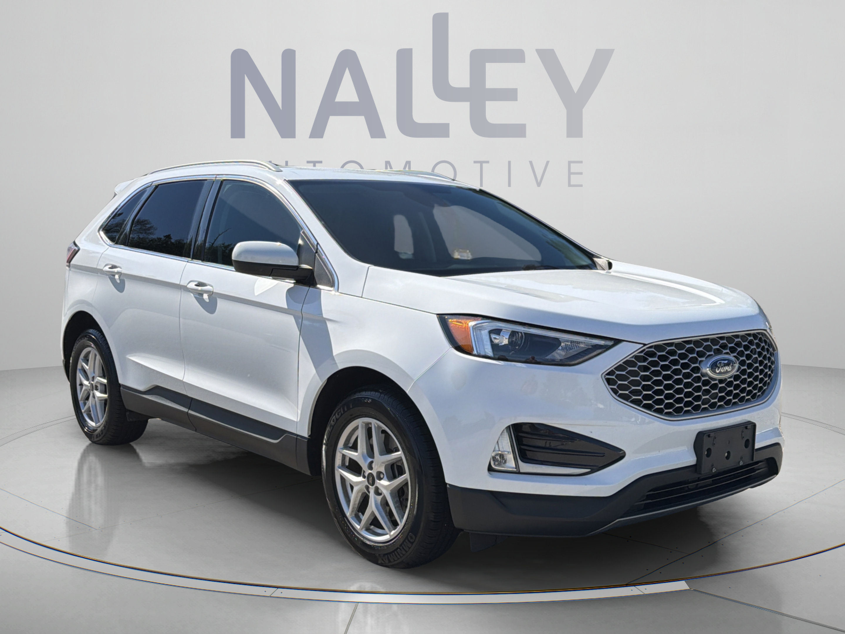 Used 2024 Ford Edge SEL w/ Convenience Package AWD/4WD image 7