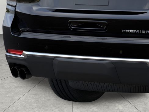 New 2026 Chevrolet Suburban Premier w/ Sun And Tow Package AWD/4WD image 14