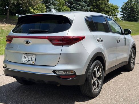 Used 2022 Kia Sportage LX FWD image 3