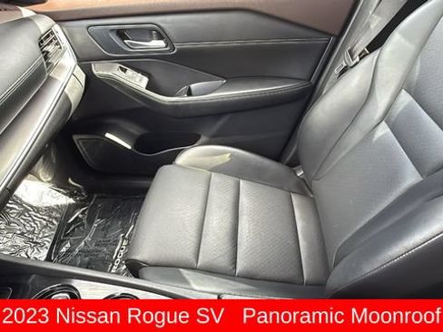 Used 2023 Nissan Rogue SV w/ SV Premium B Package FWD image 12