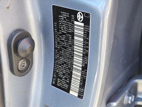 Used 2023 Toyota Corolla SE FWD image 30