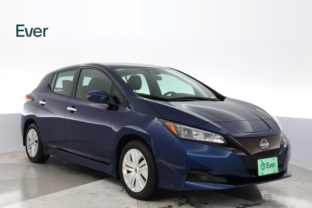 Used 2025 Nissan Leaf S FWD image 12