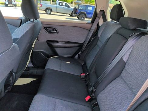 Used 2021 Nissan Rogue S FWD image 14