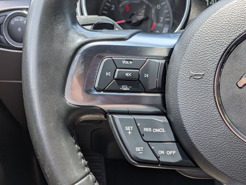 Used 2020 Ford Mustang GT Premium RWD image 21