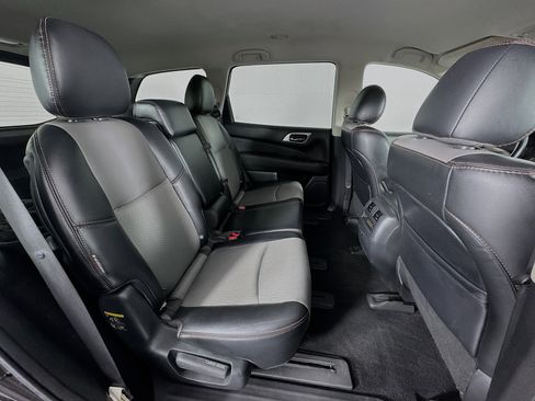 Used 2020 Nissan Pathfinder SV w/ Rock Creek Edition image 25