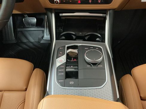 Certified 2025 BMW 330i Sedan w/ M Sport Package RWD image 13