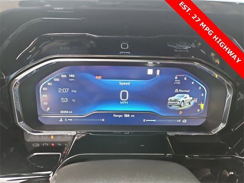 Used 2023 Chevrolet Silverado 1500 High Country w/ Technology Package image 12